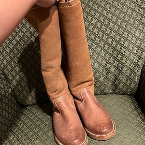 Size 7 Frye boots